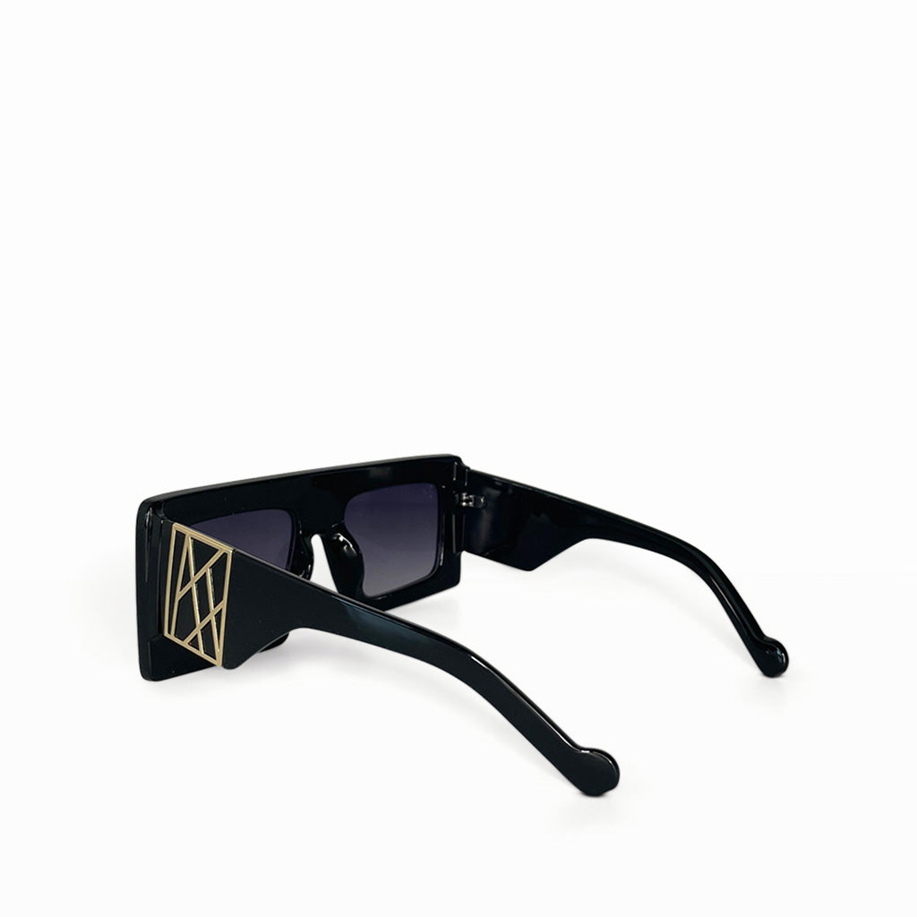 Classic Oversized Square Sunglasses in black