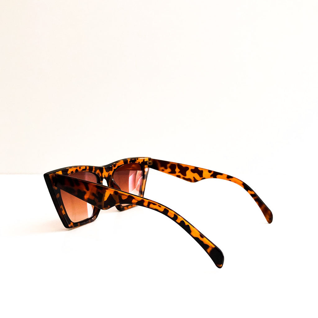 Square Sunglasses in Tortoise Shell