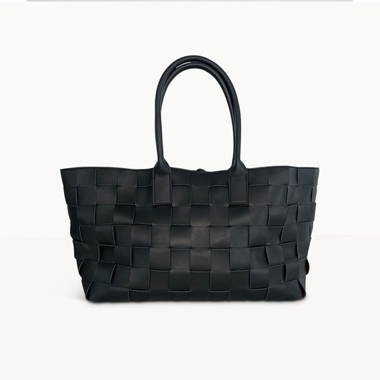 The Tess Woven Shopper bag in black