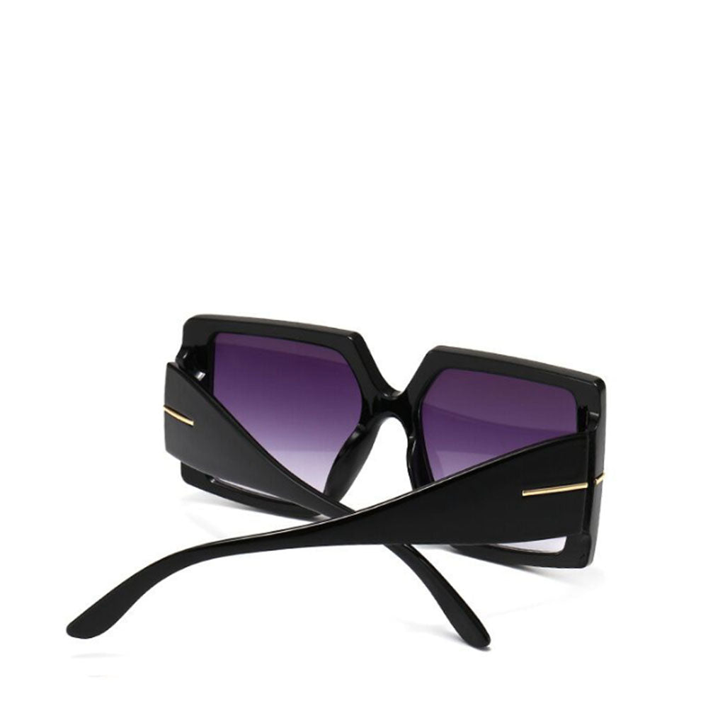 Statement Square Sunglasses in black