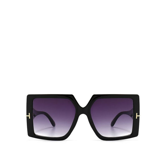 Statement Square Sunglasses in black