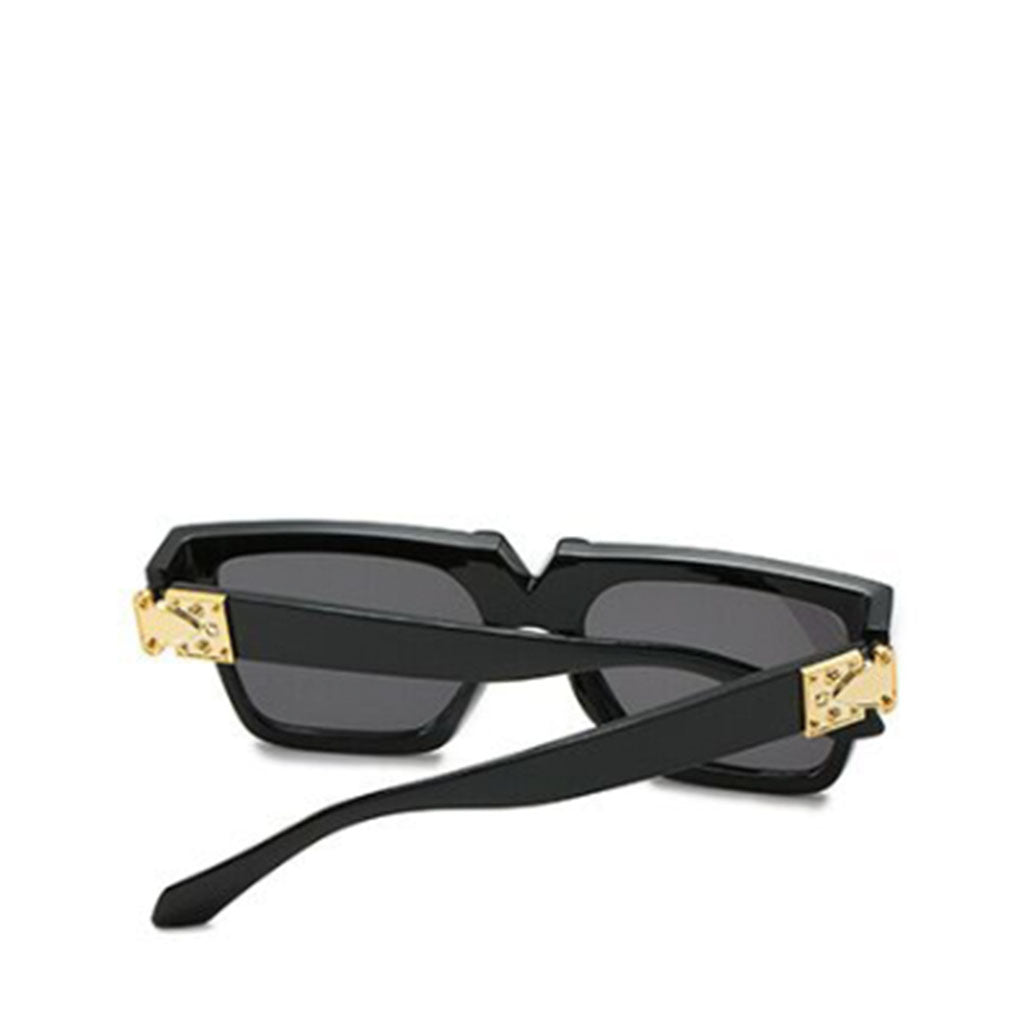 Square V Sunglasses in black